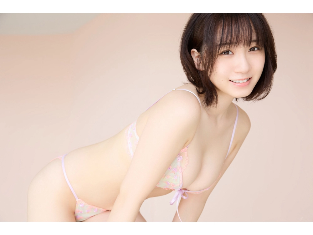 Ảnh con gái mặc bikini mang nét đẹp gợi cảm bốc lửa đầy sức hút